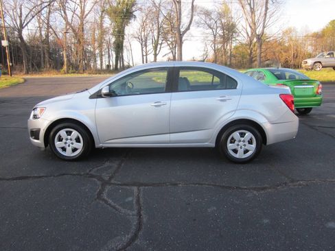 Used 2014 Chevrolet Sonic LS image 1