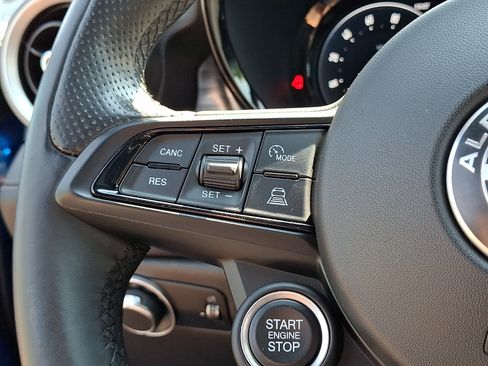 Used 2024 Alfa Romeo Tonale Ti w/ Premium Interior Package AWD/4WD image 20