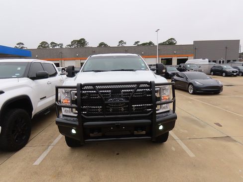 Used 2025 Ford F250 XL w/ XL Off-Road Package image 5