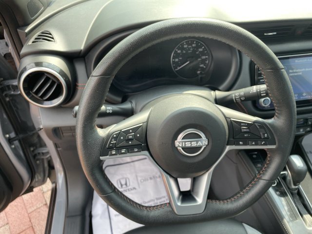 Used 2023 Nissan Kicks SR w/ SR Premium Package FWD image 16