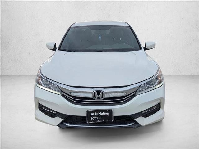 Used 2017 Honda Accord Sport image 2