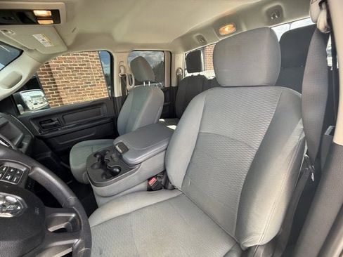 Used 2019 RAM 1500 Express w/ Express Value Package image 17