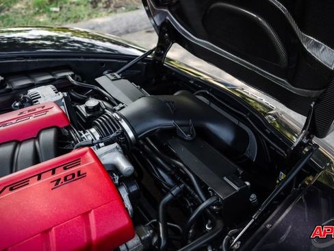 Used 2013 Chevrolet Corvette 427 w/ 1SB Preferred Equipment Group RWD image 75