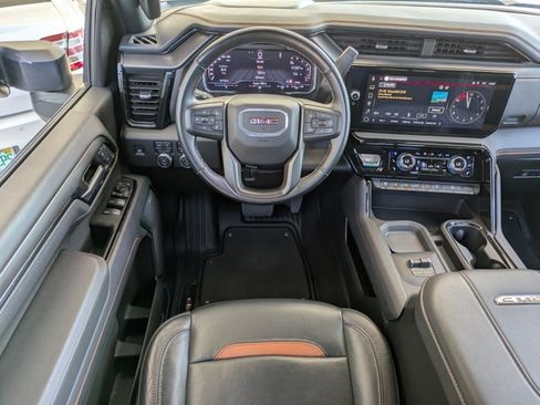 Used 2025 GMC Sierra 3500 AT4 image 15
