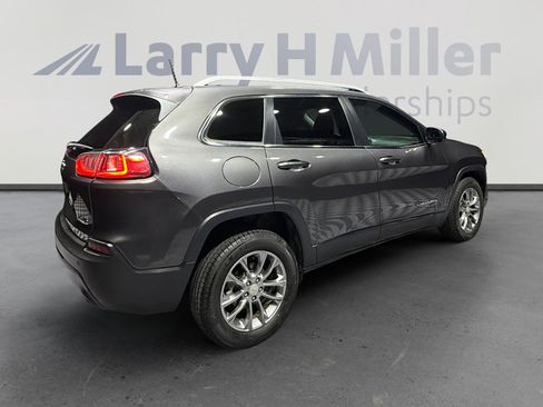 Used 2020 Jeep Cherokee Latitude Plus FWD image 5