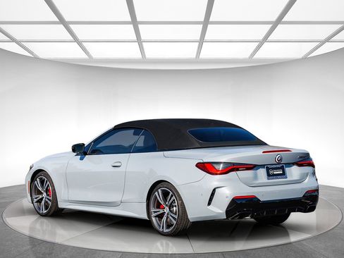 Used 2023 BMW M440i Convertible w/ Premium Package image 2