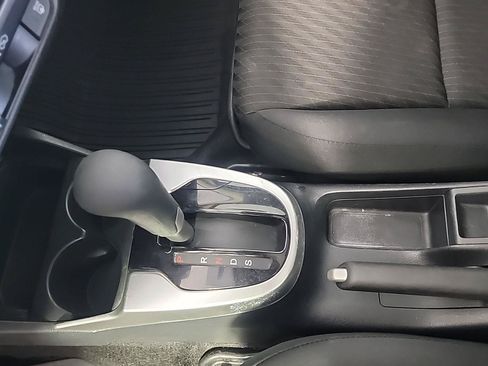 Used 2018 Honda Fit EX image 34