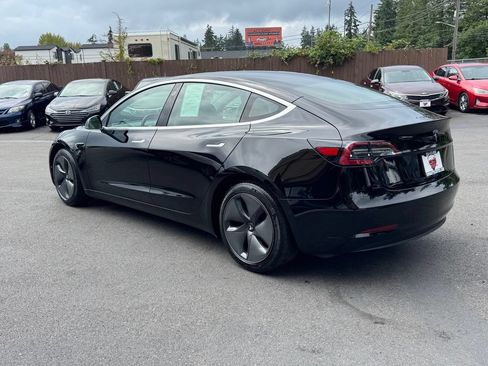 Used 2020 Tesla Model 3 Standard Range Plus RWD image 5