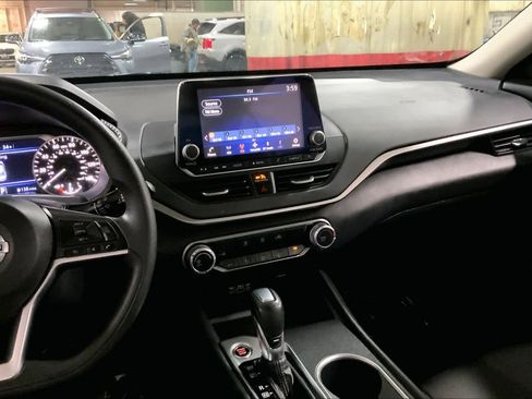 Used 2022 Nissan Altima 2.5 SV image 7