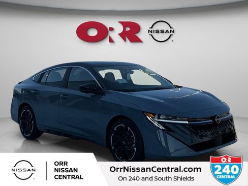 New 2026 Nissan Sentra SR w/ SR Premium Package FWD image 3