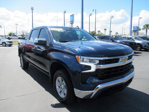 Certified 2023 Chevrolet Silverado 1500 LT image 3