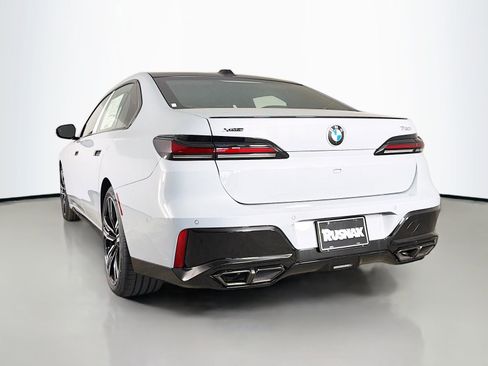 New 2026 BMW 760i xDrive AWD/4WD image 5