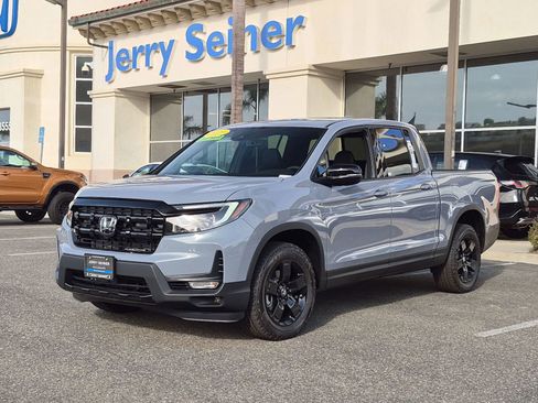New 2026 Honda Ridgeline Black Edition image 13