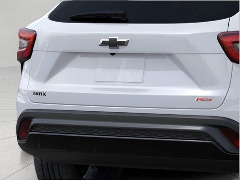 New 2026 Chevrolet Trax RS w/ Driver Confidence Package image 14