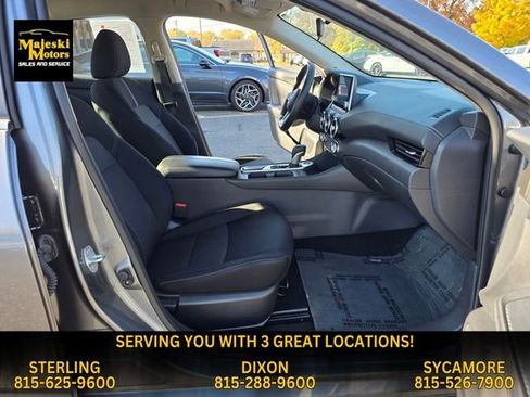Used 2024 Nissan Sentra SV image 29