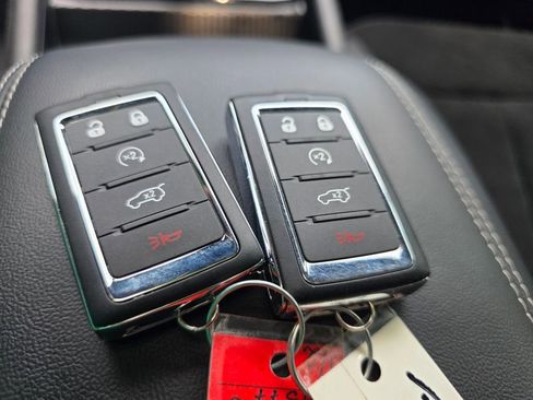 Used 2024 Jeep Grand Cherokee Altitude AWD/4WD image 27
