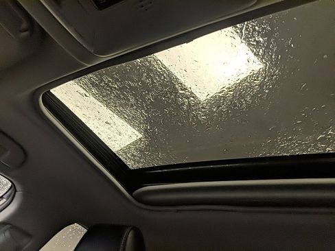 Used 2019 Toyota RAV4 XLE Premium image 31