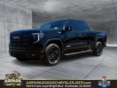 Used 2025 GMC Sierra 1500 Elevation w/ Elevation Premium Package