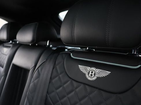 Used 2017 Bentley Bentayga image 72