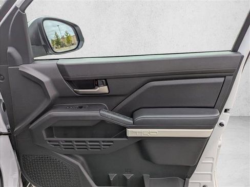 Used 2024 Toyota Tacoma TRD Off-Road image 26