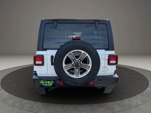 Used 2021 Jeep Wrangler Unlimited Sahara AWD/4WD image 6