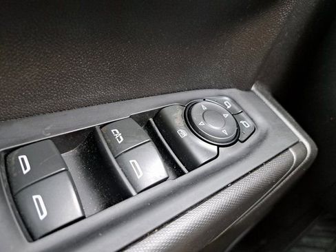 Used 2022 Chevrolet Silverado 1500 Custom AWD/4WD image 26