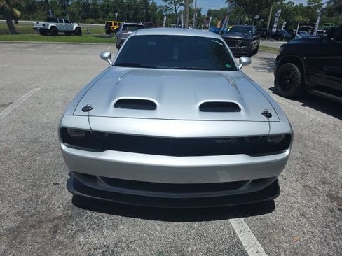 Used 2020 Dodge Challenger SRT Hellcat Redeye RWD image 10