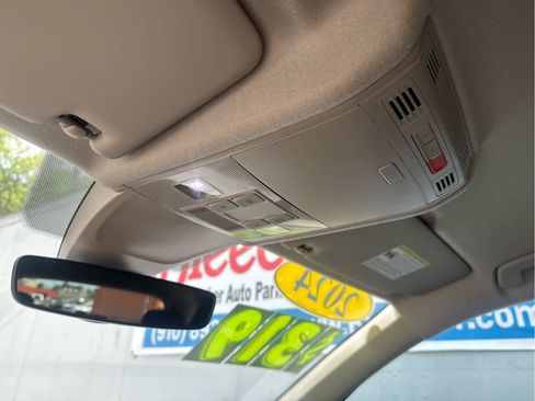 Used 2024 Volkswagen Tiguan S image 26