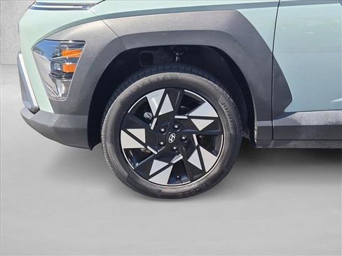 Used 2024 Hyundai Kona SEL AWD/4WD image 14