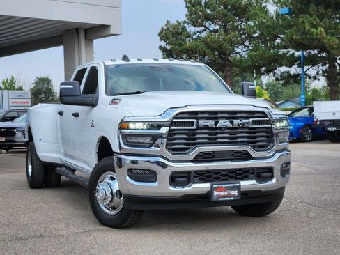 Used 2026 RAM 3500 Tradesman AWD/4WD image 1