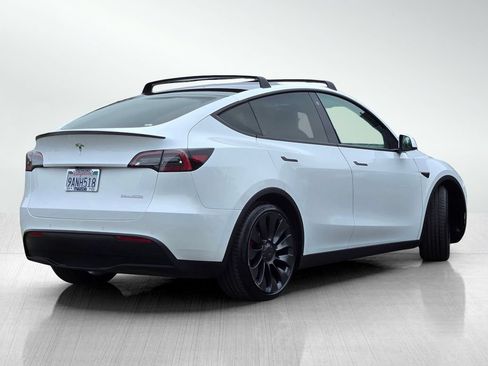 Used 2022 Tesla Model Y Performance AWD/4WD image 4
