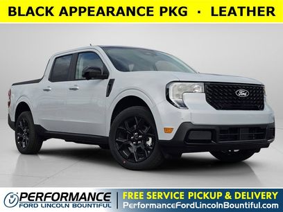 New 2025 Ford Maverick Lariat w/ Black Appearance Package