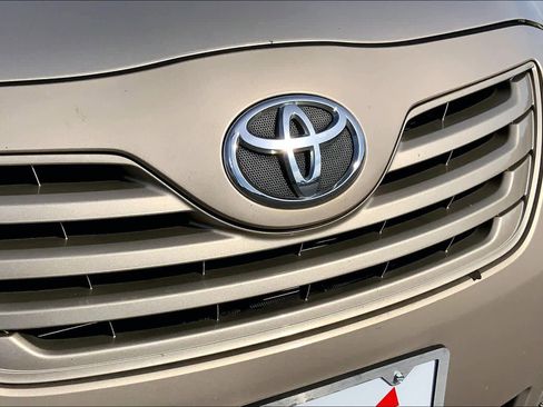 Used 2007 Toyota Camry LE image 28