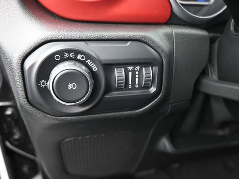 Used 2020 Jeep Wrangler Unlimited Rubicon image 21