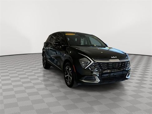 Used 2024 Kia Sportage EX image 2