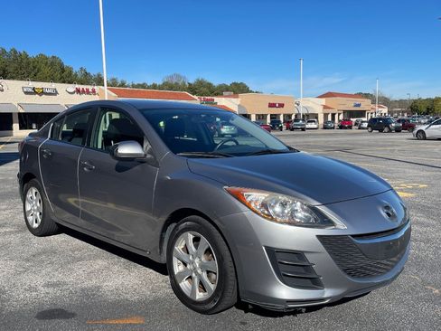 Used 2010 MAZDA MAZDA3 i Touring image 4