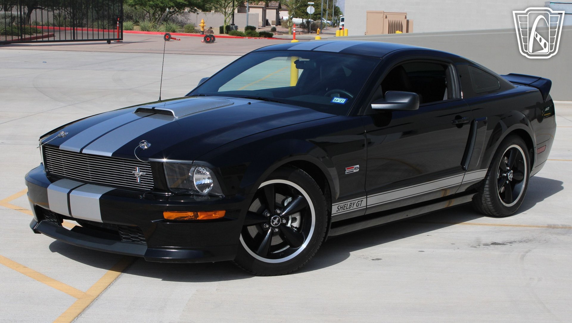 Used 2007 Ford Mustang GT RWD image 2