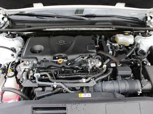Used 2021 Toyota Camry XSE FWD image 59