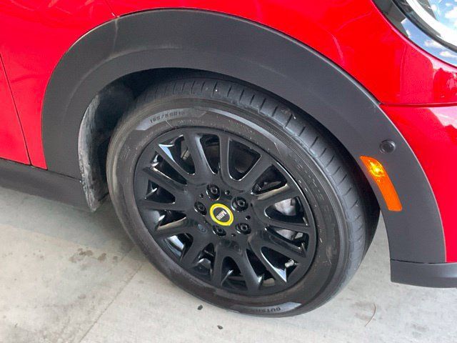 Used 2023 MINI Cooper SE FWD image 27