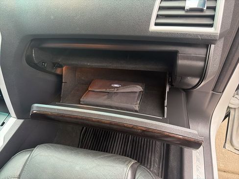 Used 2013 Ford Explorer Limited image 33