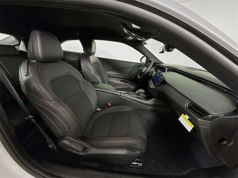 Used 2025 Dodge Charger R/T w/ Quick Order Package 25M R/T image 31