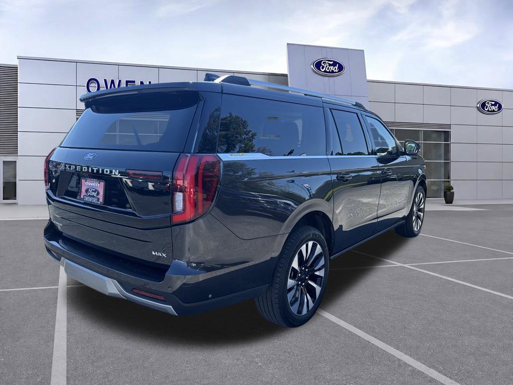 Used 2025 Ford Expedition Max Platinum w/ Driver's Package AWD/4WD image 5