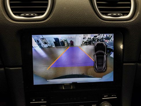 Used 2025 Porsche 718 Cayman image 23