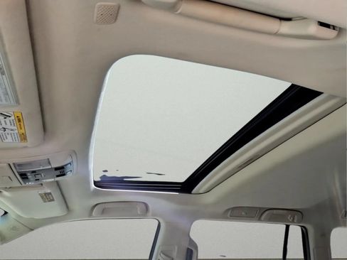 Used 2019 Lexus GX 460 Premium w/ Premium Package AWD/4WD image 11