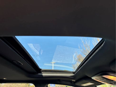 Used 2021 Jeep Grand Cherokee Limited X image 24