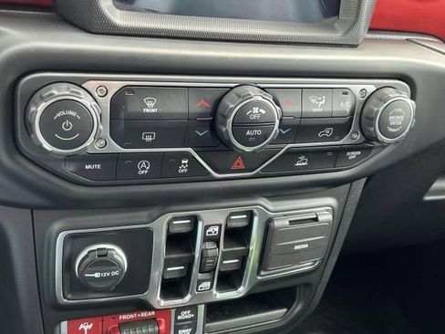 Used 2022 Jeep Gladiator Rubicon image 22
