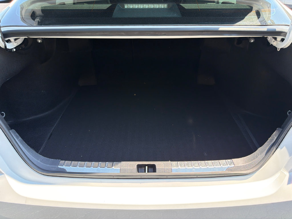 Used 2025 Toyota Camry SE w/ Convenience Package FWD image 22