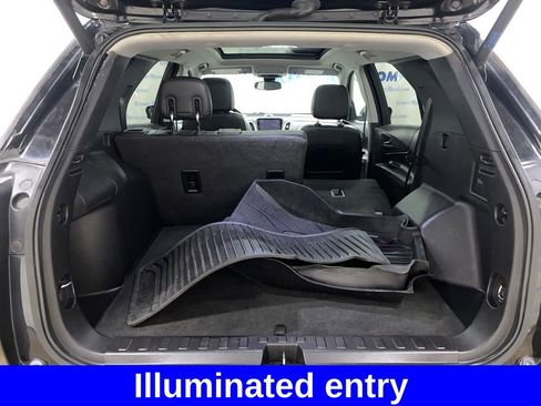 Used 2018 Chevrolet Equinox Premier image 27