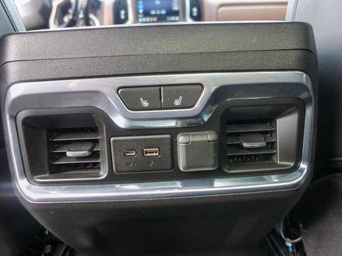 Used 2020 Chevrolet Silverado 3500 High Country w/ Technology Package image 31