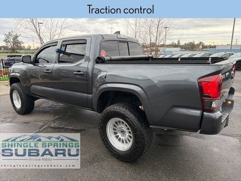Used 2022 Toyota Tacoma SR image 9